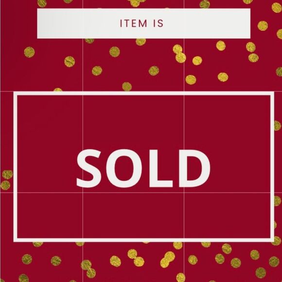 Robe - Picture 1 of 1